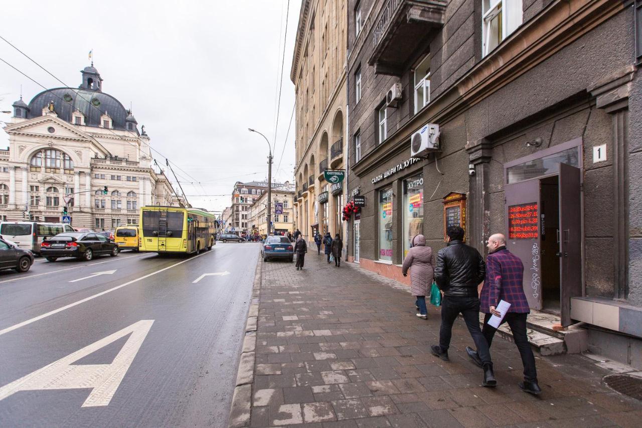 Апартаменти Біля Оперного Центр Краща Локація 2 Кімнати Lviv Extérieur photo